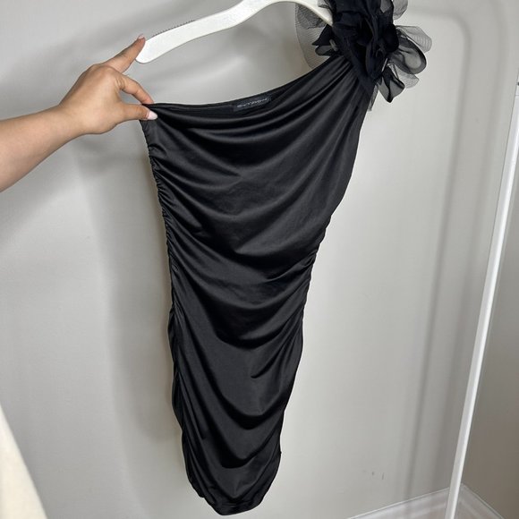Symphony Little Black Ruched Dress with flower - Picture 2 of 6